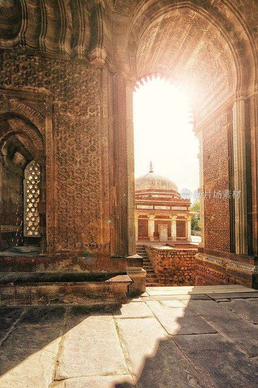 Qutb Minar，德里，印度